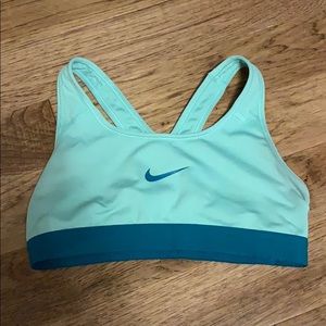 Sports bra